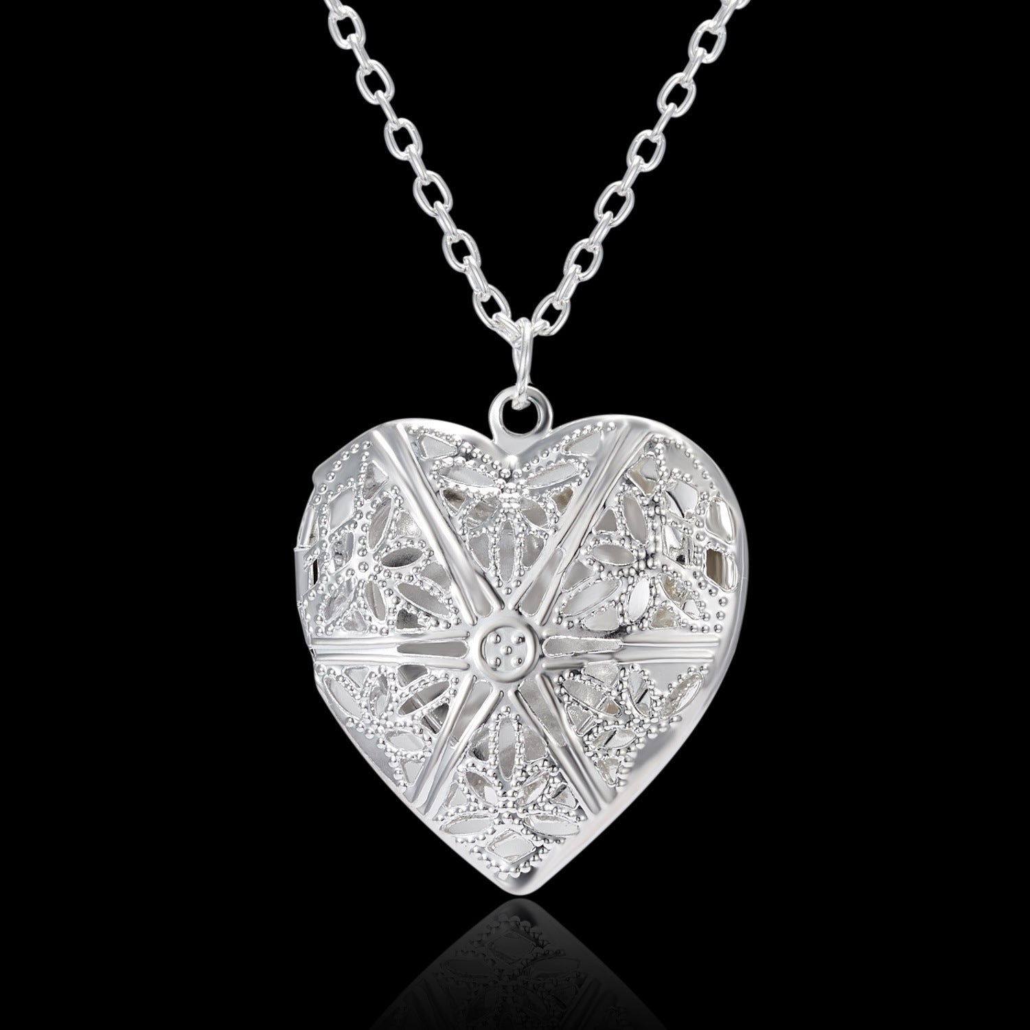 Carved Design Love Necklace Personalized Heart-Shaped Photo Frame Pendant for Women