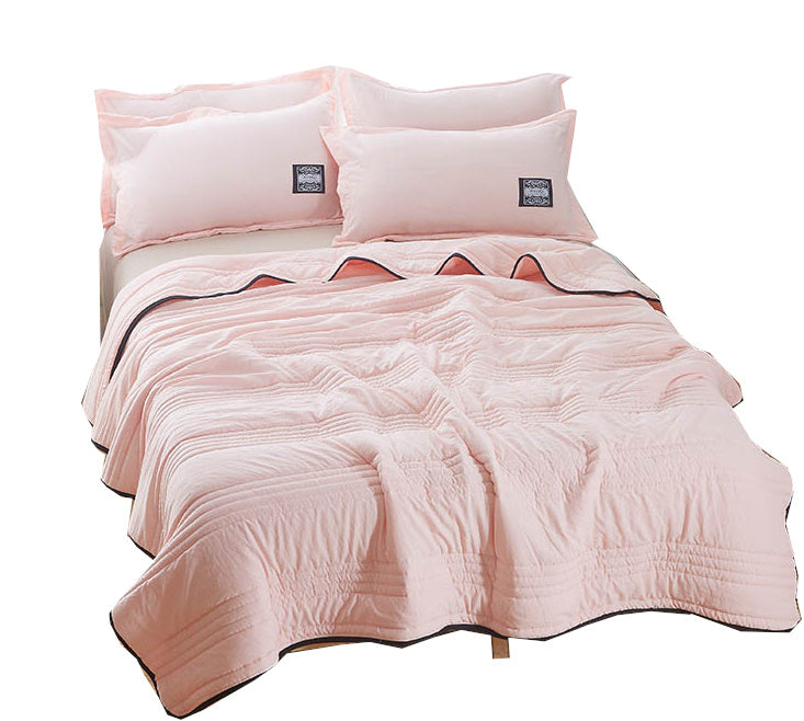 Cooling Summer Quilt - Lightweight Air Conditioning Blanket